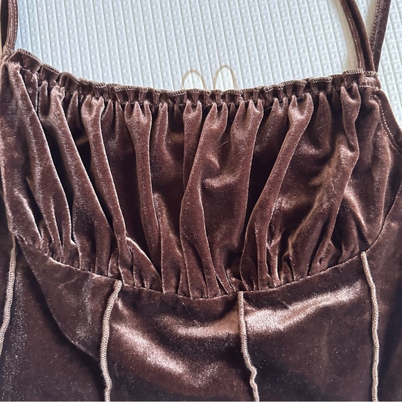 SHEIN brown velvet too corset style - Picture 2 of 4
